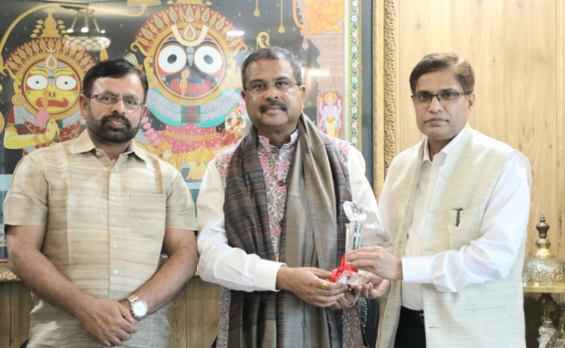 Vice Chancellor and Registrar, JMI call on Hon'ble Education Minister, Shri Dharmendra Pradhan Ji